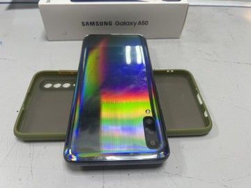 Б/в Мобільний телефон Samsung galaxy a50 sm-a505 4/64gb 01-201026447