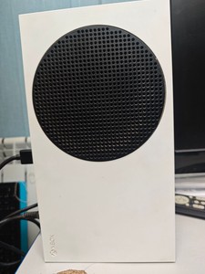 Б/в Ігрова приставка Microsoft xbox series s 512gb 01-201028364