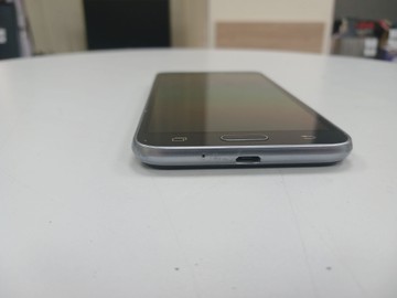 Б/в Мобільний телефон Samsung galaxy j3 sm-j320f 01-201101989