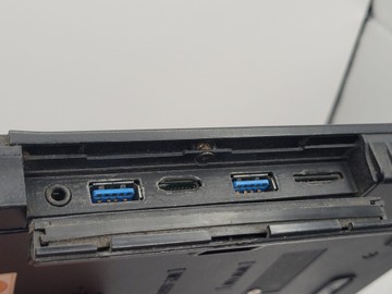 Б/у Планшет Durabook r11ah i5-5200u cpu 2.2ghr/ddr 4gb/ssd128gb/hd graphiics 5500 01-201122447