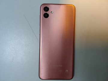 Б/в Мобільний телефон Samsung galaxy a04 4/64gb 01-201138676