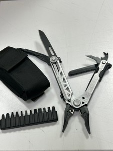 Б/в Мультитул Gerber center-drive multi-tool 01-201169313