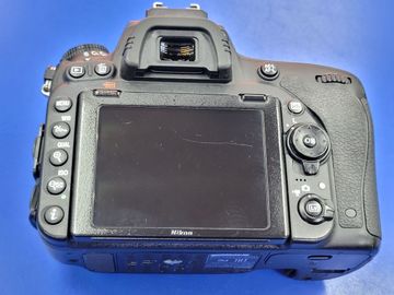 01-200408438: Nikon d750 без объектива