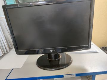 01-200777490: Lg w1943ss