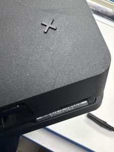 01-200780998: Sony playstation 4 slim 500gb