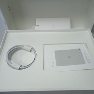 01-200781395: Apple ipad 7 wifi 32gb
