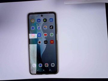 01-200797408: Motorola moto e14 2/64gb