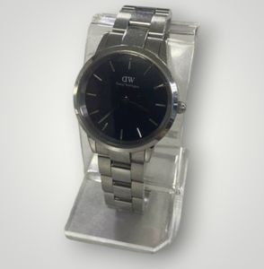 Б/в Годинник Daniel Wellington b40r7 01-19228736