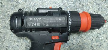 Б/у Шуруповерт Dnipro-M cd-218q 1акб 2ah зп 01-200811352
