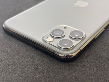 Б/в Мобільний телефон Apple iphone 11 pro max 64gb 01-200833742