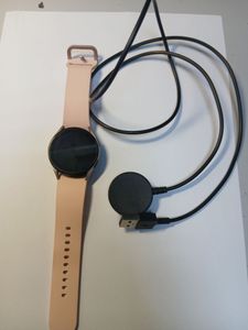 Б/в Смарт-годинник Samsung galaxy watch5 40mm 01-200838437