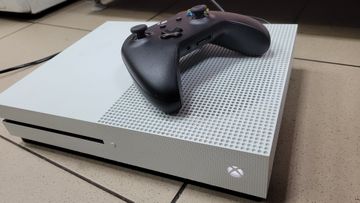 Б/в Ігрова приставка Microsoft xbox one s 500gb 01-200864077