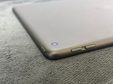 Б/в Планшет Apple ipad 10.2 2021 wi-fi 64gb 01-200886804