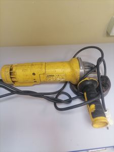 Б/в Кутова шліфмашина Dewalt dwe4215 01-200890212