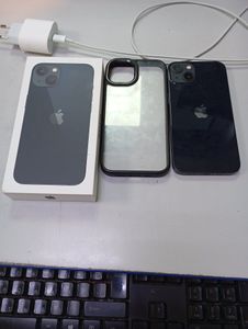 Б/в Мобільний телефон Apple iphone 13 128gb 01-200890599