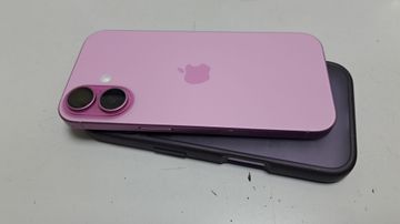 Б/в Мобільний телефон Apple iphone 16 256gb 01-200892927