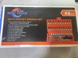 Б/в Набір автоінструментів New Tools 46 шт 16-000273912