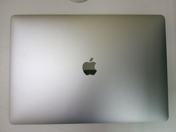 Б/в Ноутбук Apple macbook pro/ a1990 /intel core i9 2.3 hz/ram16gb/ hdd500gb/ radeon pro 560x 01-200908888