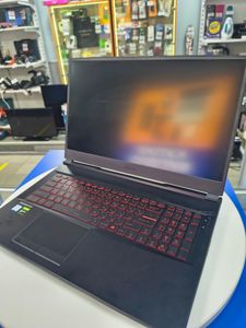 Б/у Ноутбук Msi 17/core i7 9750h ddr4/16gb ddr4/ssd 500 gb/geforce gtx1660ti 6gb 01-200910304