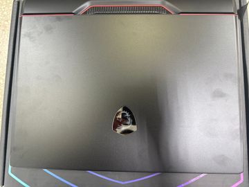 Б/в Ноутбук Msi 17/core i9-13980hx ddr4/64gb ddr4/hdd *відсутній/ssd 2000 gb/geforce rtx4070 8gb 01-200922280