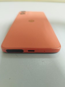 Б/в Мобільний телефон Motorola moto g06 4g 4/64gb 01-200932100