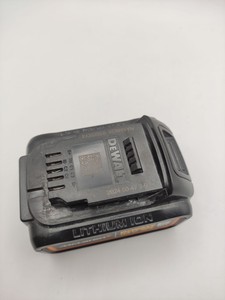 Б/в Акумулятор Dewalt 18 в xr li-ion 5 ач 01-200955141