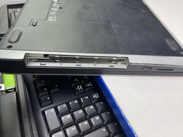 Dell 17/core i7 4510u ddr3/8gb ddr3/hdd 250 gb/ssd *відсутній/*інтегрована