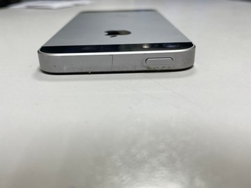 Б/в Мобільний телефон Apple iphone se 1 32gb 01-200963214