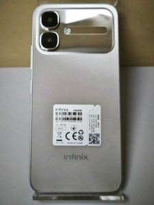 Б/в Мобільний телефон Infinix smart 20 4/128gb 01-200991314