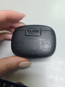 Б/в Навушники Jbl tune buds 2 01-201007374