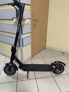 Б/в Самокат Iscooty m365 01-201018336