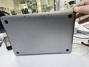 Б/у Ноутбук Apple macbook pro a1989 13,3" core i5 2,4ghz/ram8gb/ssd256gb/iris plus graphics 655 01-201031550