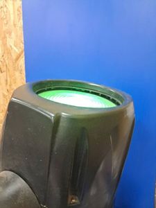 01-200228136: Ying Wei stage zoom 575