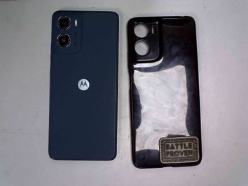Б/в Мобільний телефон Motorola moto g06 power 4/256gb 01-201128995