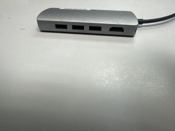 Б/в Usb-хаб Satechi 4865ee1 01-201138215