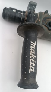 Б/в Перфоратор Makita hr2470t 01-201006141