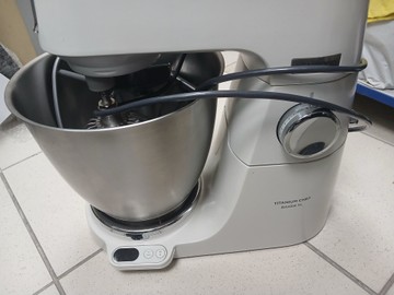 Б/в Кухонна машина Kenwood titanium chef baker xl kvl65.001wh 01-201163924