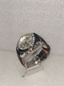 01-200417759: Valentino 875