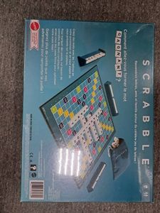 16-000238045: Scrabble y9593