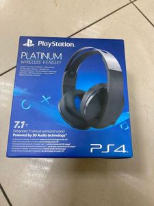 01-200529450: Sony playstation platinum wl