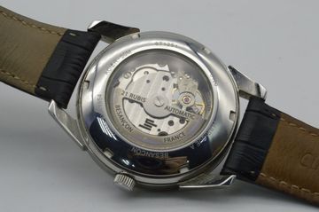 01-200566533: Lip Himalaya 671251