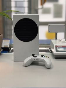 01-200629913: Microsoft xbox series s 512gb