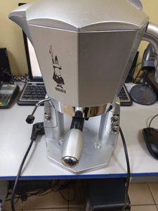 Б/в Кавоварка Bialetti mokona cf40 01-200781765