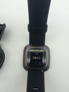 01-200788774: Fitbit versa 2