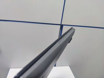 Б/у Ноутбук Lenovo 15/amd a6 9220 ddr4/4gb ddr4/hdd 500 gb/ssd *відсутній/*інтегрована 01-200809465