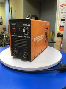 Б/в Зварювальний апарат Бригадир мма-200 01-200816288