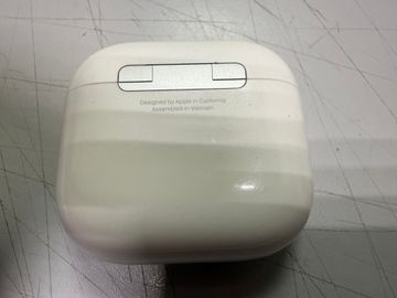 Б/в Навушники Apple airpods 4 01-200816142