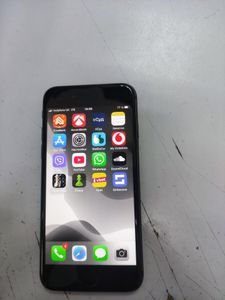 Б/в Мобільний телефон Apple iphone 8 64gb 01-200819186