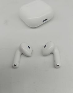 Б/у Наушники Apple airpods 4 01-200825484