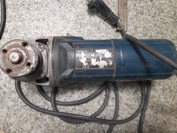 Б/у Угловая шлифмашина Bosch gws 650 01-200834500